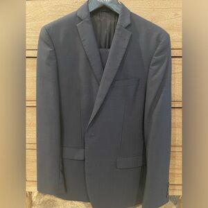 BAR III Slim Fit Solid Wool Suit Size 42R - 34x32